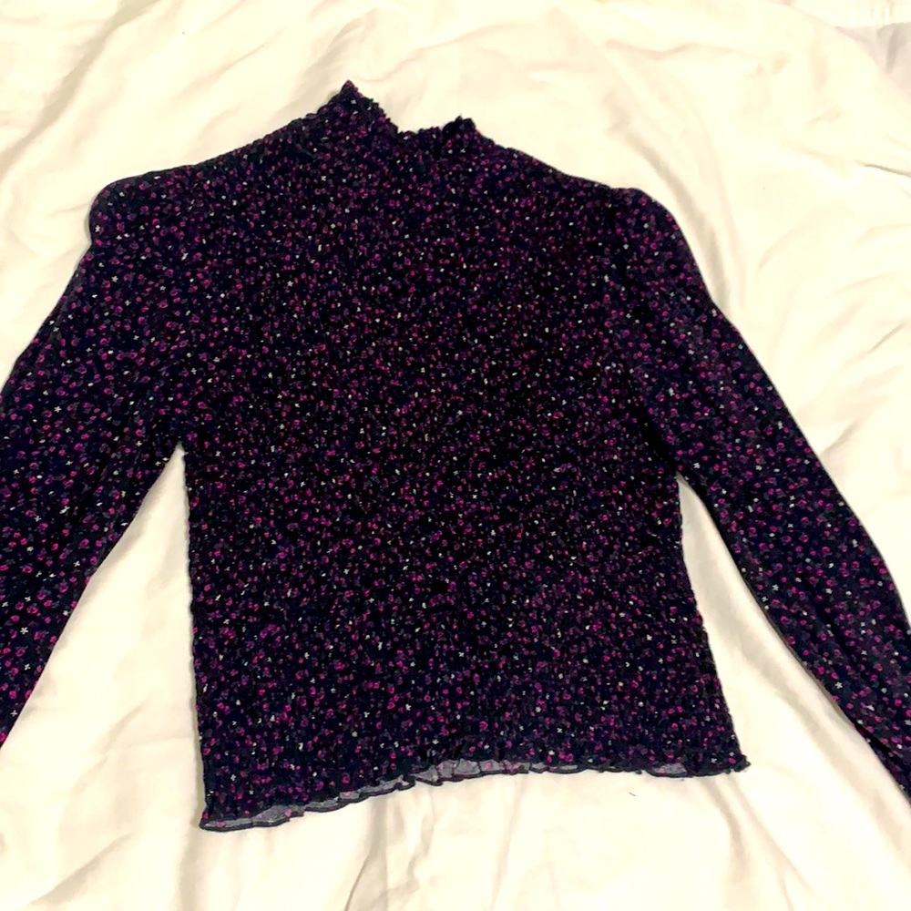 Ruffle long sleeve blouse